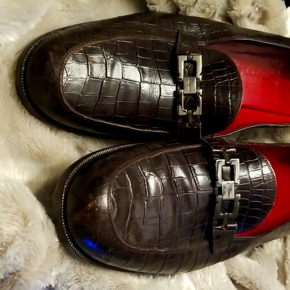 Salvatore Ferragamo Croc Embossed Loafers - Picture 7 of 10